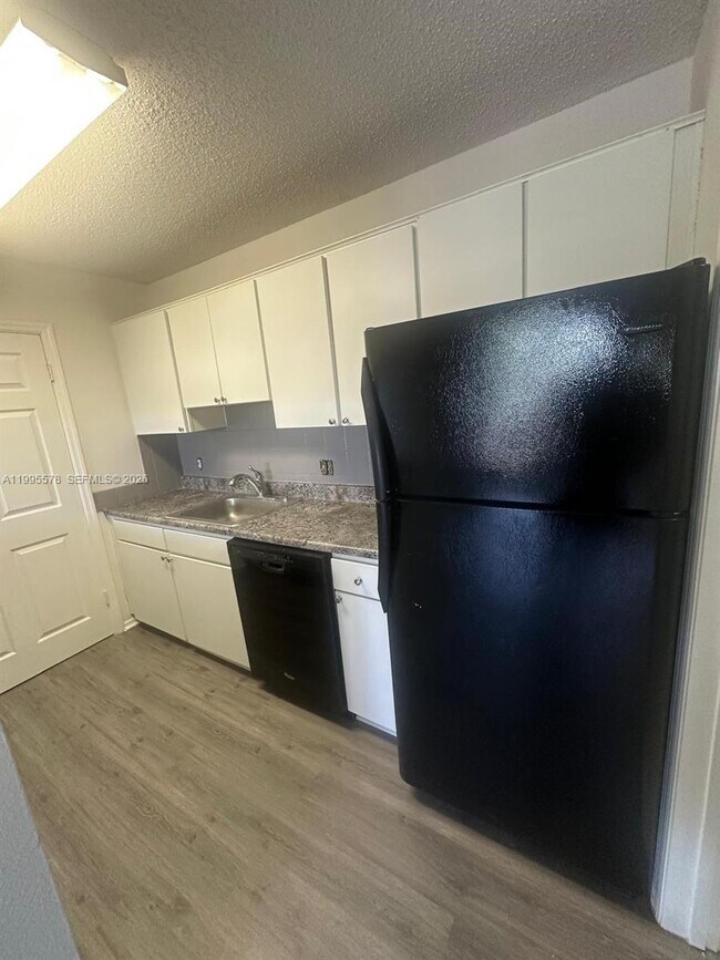 Building Photo - 2303 N Congress Ave