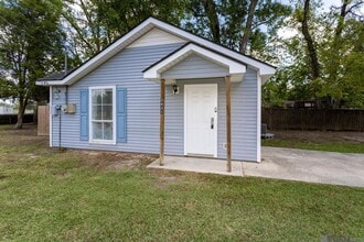 Building Photo - 3431 Brightside Dr