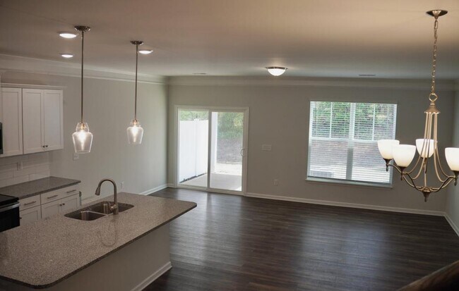 Building Photo - 307 Dipsea Spg