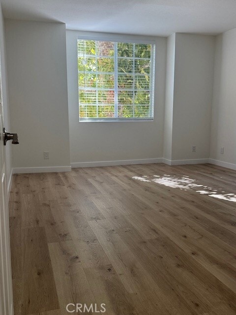 Building Photo - 1616 S Barrington Ave