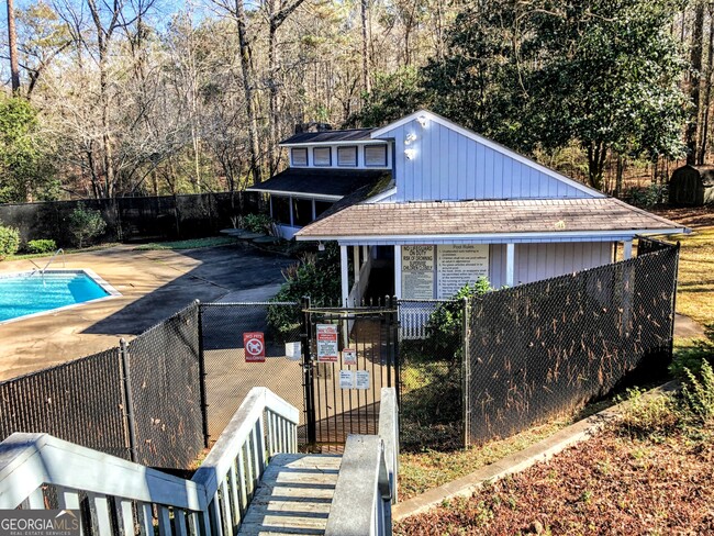 Building Photo - 174 Woodstone Dr
