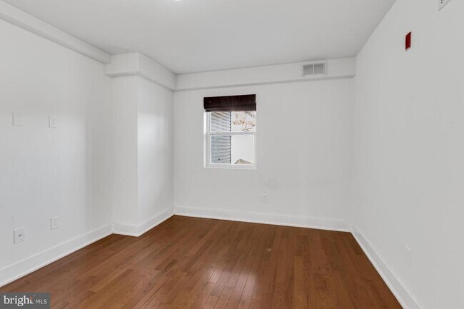 Building Photo - 1228 N 25th St