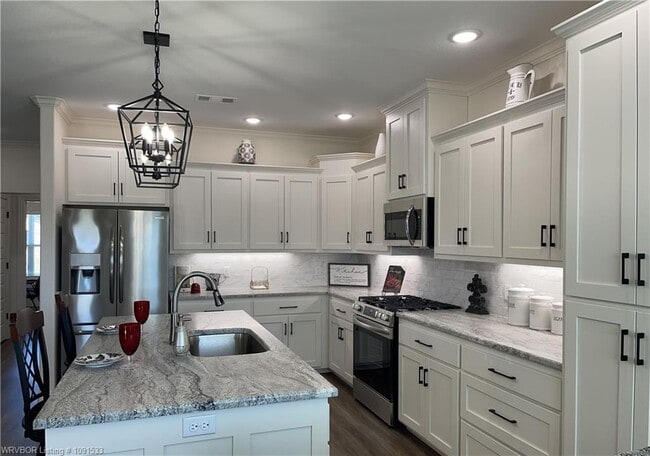 Building Photo - 9100 Maysview Ln