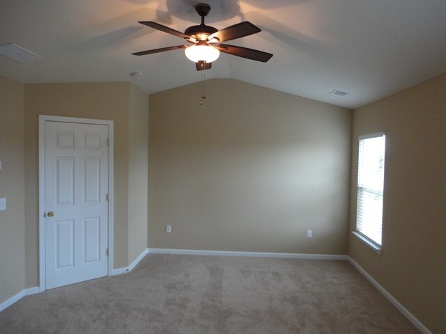 Building Photo - 218 Shipyard Lane