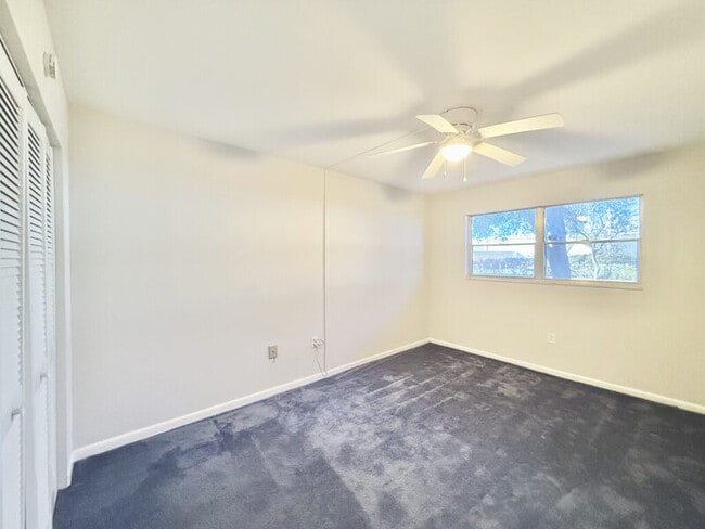 Building Photo - 911 Washington Ave SW