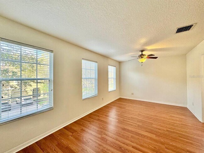 Building Photo - 10545 Shady Falls Ct