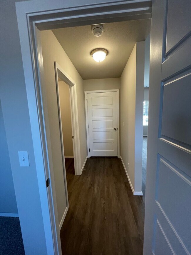 Building Photo - *Pre-leasing* Four Bedroom | Two Bath Home in Bixby