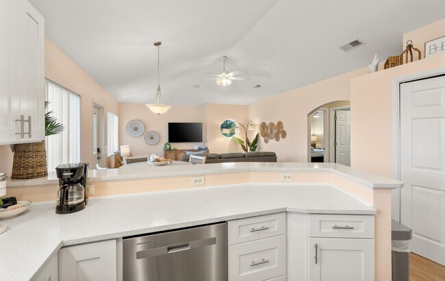 Building Photo - 740-A1A A1A Beach Blvd