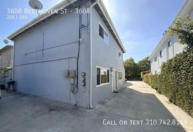 Building Photo - 3608 Beethoven St