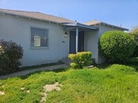 Building Photo - Adorable house with lots of upgrades
