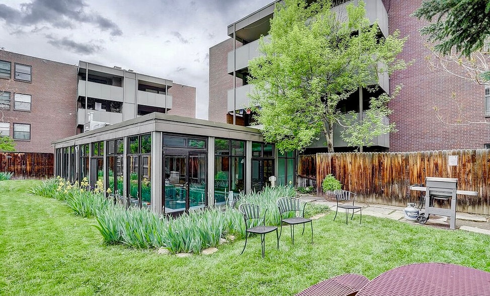 Community BBQ/entertaining - 2227 Canyon Blvd