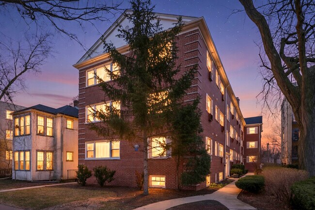 Building Photo - 2147 Ridge Ave