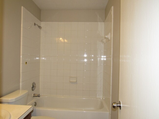 Building Photo - 17358 Wigeon Way Dr