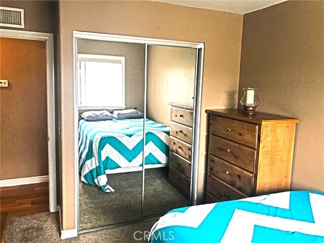 Building Photo - 20011 Shorewood Cir