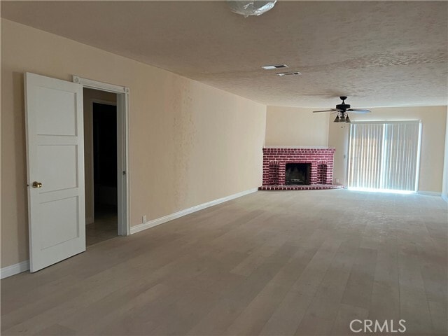 Building Photo - 12440 Elliott Ave