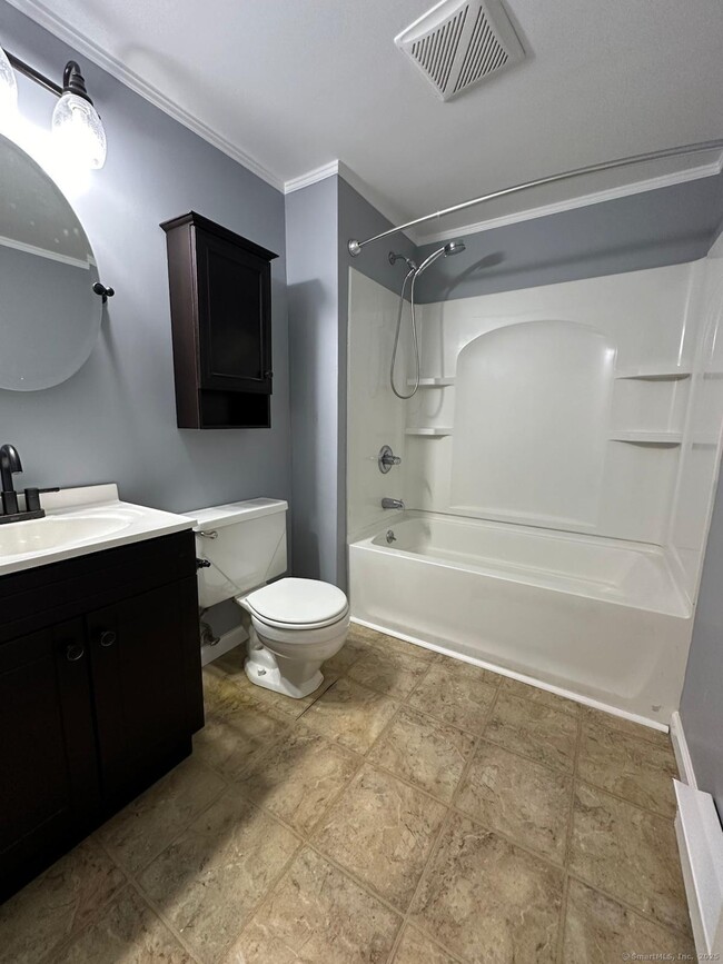 Building Photo - 83 Cinnamon Spring
