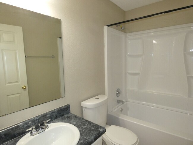 Building Photo - Spacious 3-Bedroom Home - Half Acre Lot