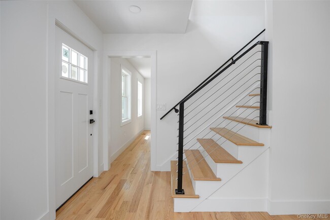 Building Photo - 7441 S Broadway