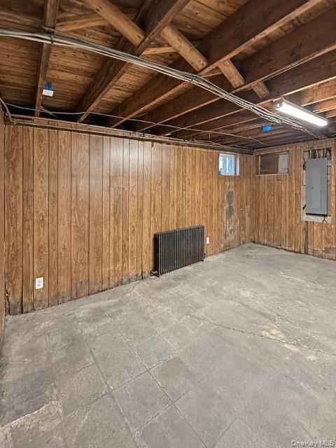 Building Photo - 306 Peters Ave