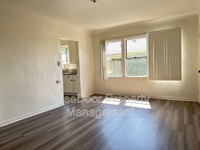 Building Photo - 3852 1/2 City Terrace Dr