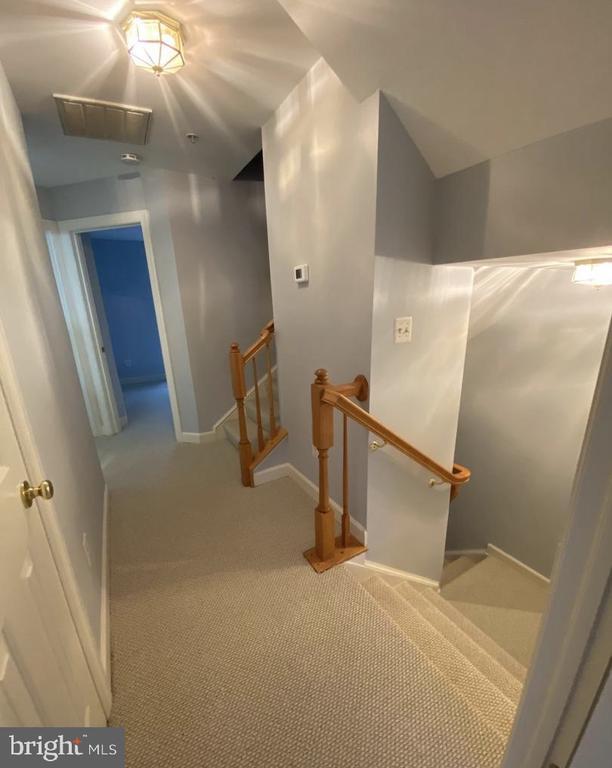 Building Photo - 8181 Skelton Cir