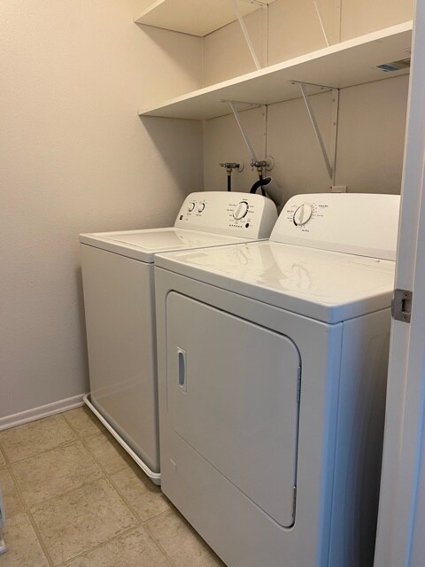 Building Photo - 20235 Keswick St