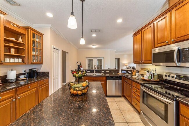 Building Photo - 4903 SW 63rd Loop