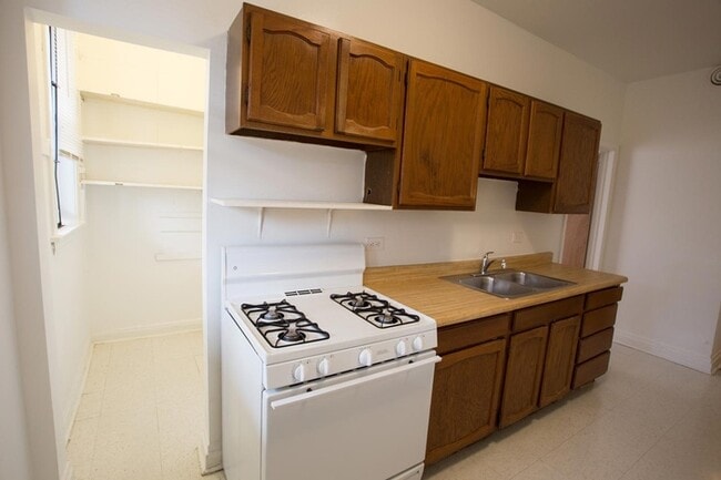 Floorplan - 5452 S. Ellis Avenue