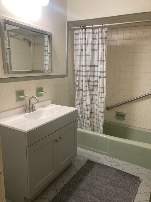 Building Photo - 4949 Sansom St