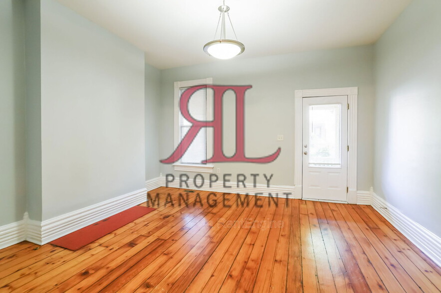 Building Photo - 181 E 1st Ave