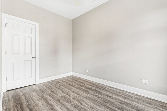 Building Photo - 1503 W Taylor St