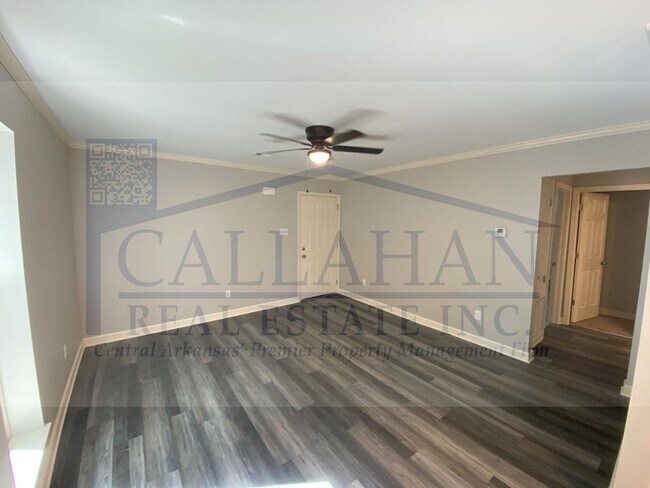 Building Photo - 701 W 35th St