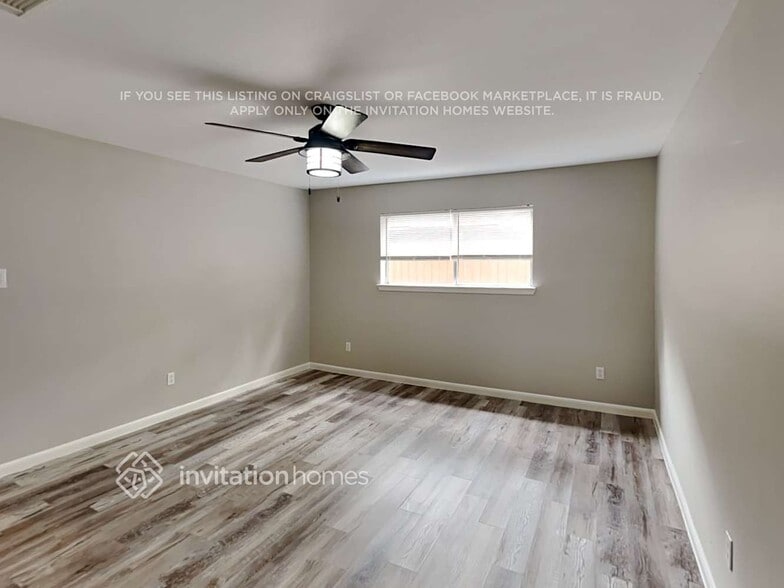 Building Photo - 15607 Oldridge Dr