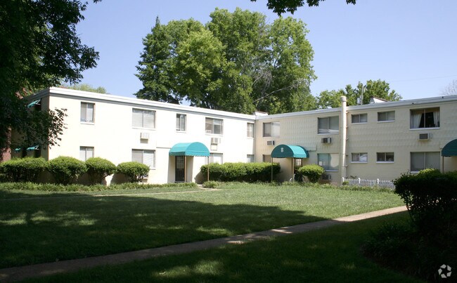 Building Photo - 3206-3212 Ellwood Ave