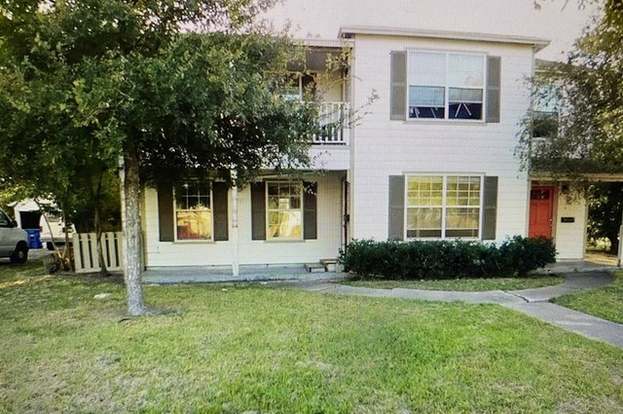 Building Photo - 2927 S Staples St