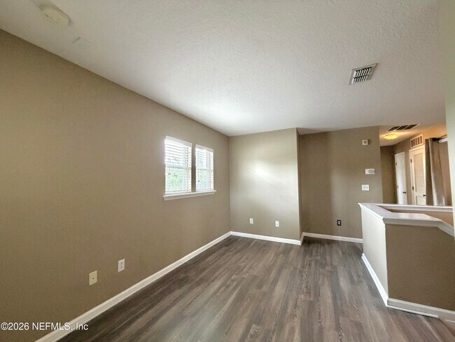 Building Photo - 104 Crete Ct