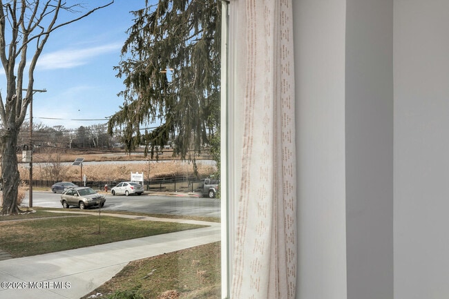 Building Photo - 91 Locust Ave