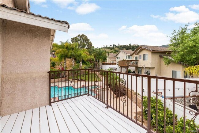 Building Photo - 1260 Highcliff Cir