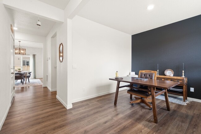 Building Photo - 3758 Catmint St