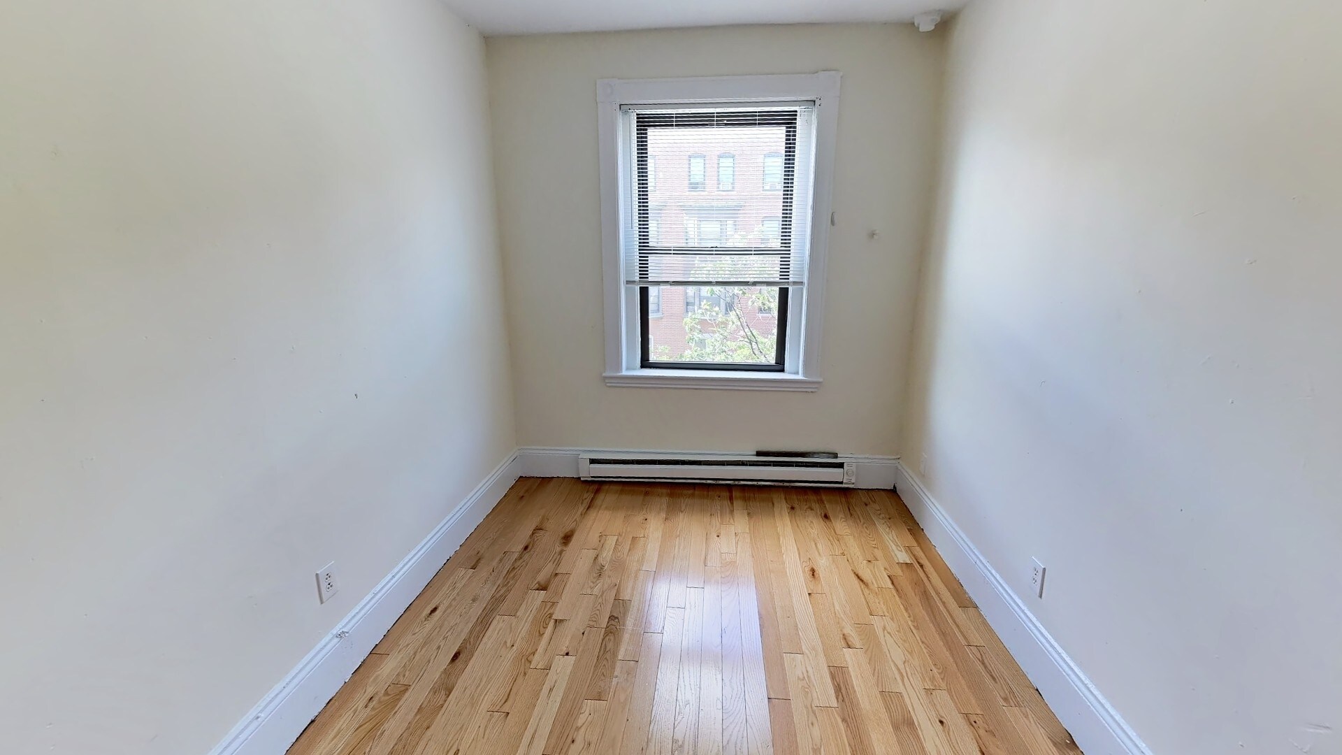 Building Photo - 623 Columbus Ave