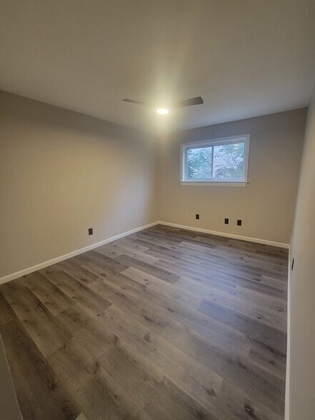 Building Photo - 612 Homestead Rd