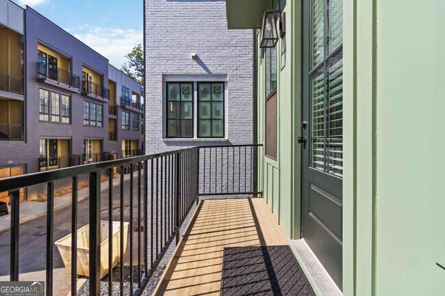 Building Photo - 964 Bibb St NW
