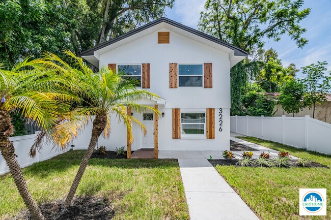 Primary Photo - 3226 6th Ave S