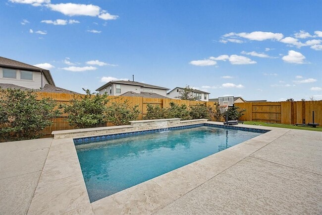 Building Photo - 8308 Orizzonte St