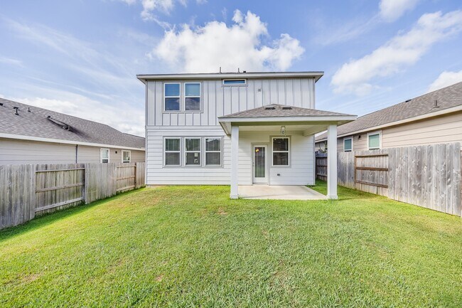 Building Photo - 18560 Meadow Point Ln