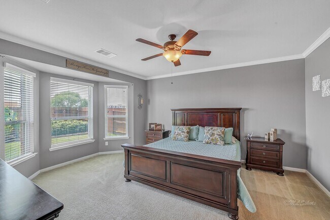 Building Photo - 27519 Gracefield Ln