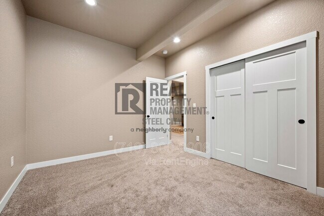 Building Photo - 1886 Jerrian Ln