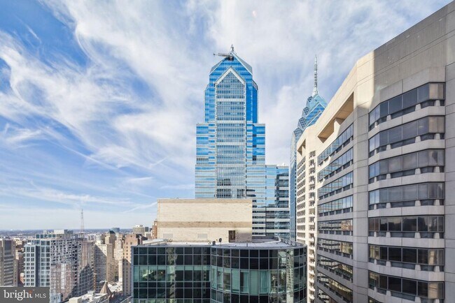 Building Photo - 1414 S Penn Square