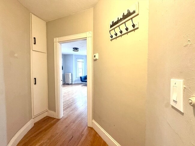 Building Photo - 14 Smythe St