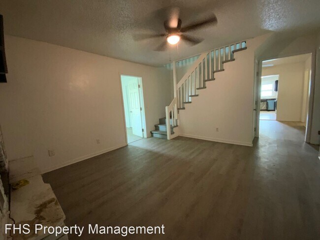 Building Photo - 4 br, 2 bath House - 1731 W Walnut